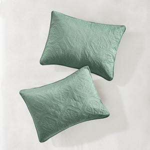 HomeRoots Set of Three Aqua Medallion Comforter and Ring Stitch Shams for a Vibrant Mid-Century Bedroom 679910
