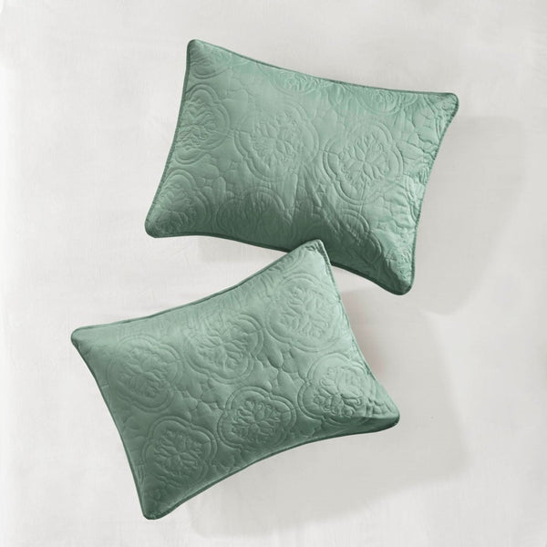 HomeRoots Set of Three Aqua Medallion Comforter and Ring Stitch Shams for a Vibrant Mid-Century Bedroom 679910