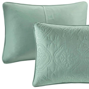 HomeRoots Set of Three Aqua Medallion Comforter and Ring Stitch Shams for a Vibrant Mid-Century Bedroom 679910