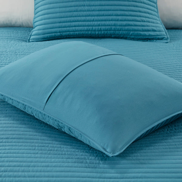 English Elm 8 Piece Printed Seersucker Comforter & Quilt Set - Aqua King/Cal King, Coastal Style & Versatile Comfort B03597257