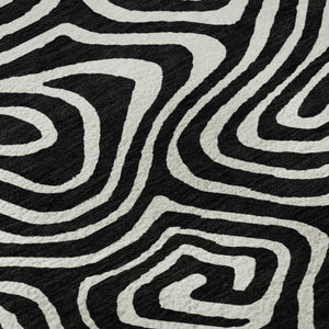 HomeRoots 8' Black And Ivory Abstract Washable Round Rug – Durable, Stylish, Stain-Resistant, UV Protected Design! 680070