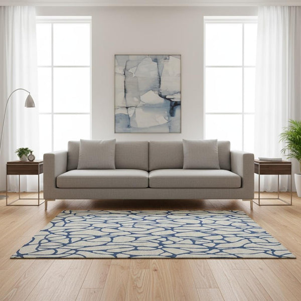 HomeRoots 5' X 8' Beige and Navy Blue Geometric Area Rug - Washable, UV-Protected, Pet-Friendly Design! 680297