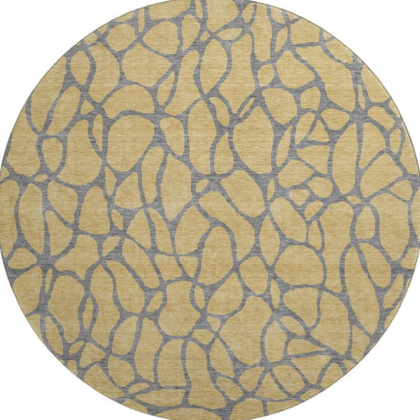 HomeRoots 8' Gold and Gray Geometric Round Rug - Washable, UV-Protected, Durable for High-Traffic Areas 680316