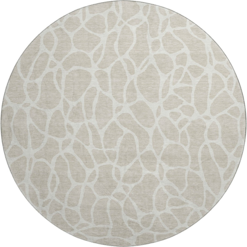 HomeRoots 8' Beige and Ivory Geometric Round Rug - Washable, UV-Protected, Perfect for High-Traffic Areas 680376