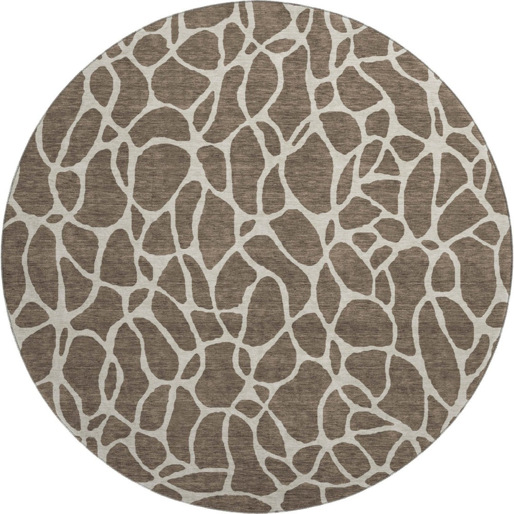 HomeRoots 8' Modern Brown and Beige Geometric Round Rug - Washable, UV Protected, Non-Slip, Stain Resistant 680394
