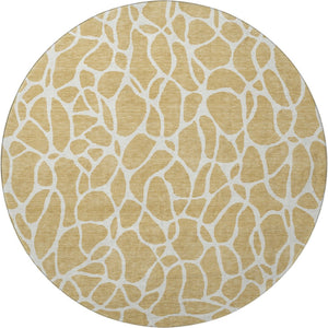 HomeRoots 8' Gold and Ivory Geometric Round Rug - Washable, UV Protected, Perfect for High-Traffic Areas! 680406