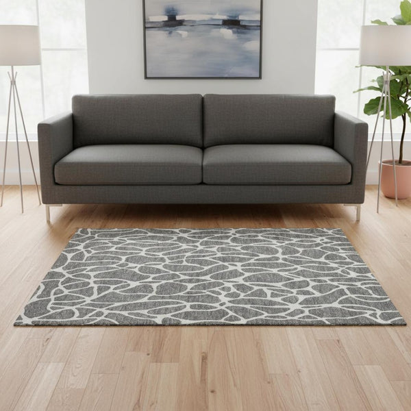HomeRoots 5' X 8' Gray & Ivory Geometric Area Rug - Washable, UV-Protected, Durable for Homes with Kids & Pets 680411