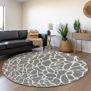HomeRoots 8' Gray and Ivory Geometric Round Rug - Washable, UV-Protected, Durable for High-Traffic Areas 680412