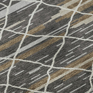 HomeRoots 8' Charcoal Gray & Brown Striped Washable Round Rug - Durable, UV-Protected, Perfect for High-Traffic Spaces 680472