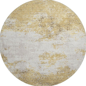 HomeRoots 8' Gold and Beige Abstract Round Rug - Washable, UV Protected, Ideal for Busy Homes & Modern Decor 680642