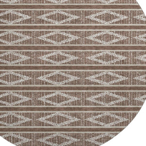 HomeRoots 8' Brown and Beige Geometric Round Rug – Washable, Stain-Resistant, UV Protected for Busy Homes 680762
