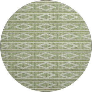 HomeRoots 8' Green And Beige Geometric Washable Round Rug - Durable, UV-Resistant, Perfect for Active Homes 680768