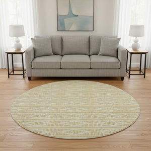 HomeRoots 8' Gold and Beige Geometric Round Rug - Washable, UV Protected, Perfect for High-Traffic Areas! 680774