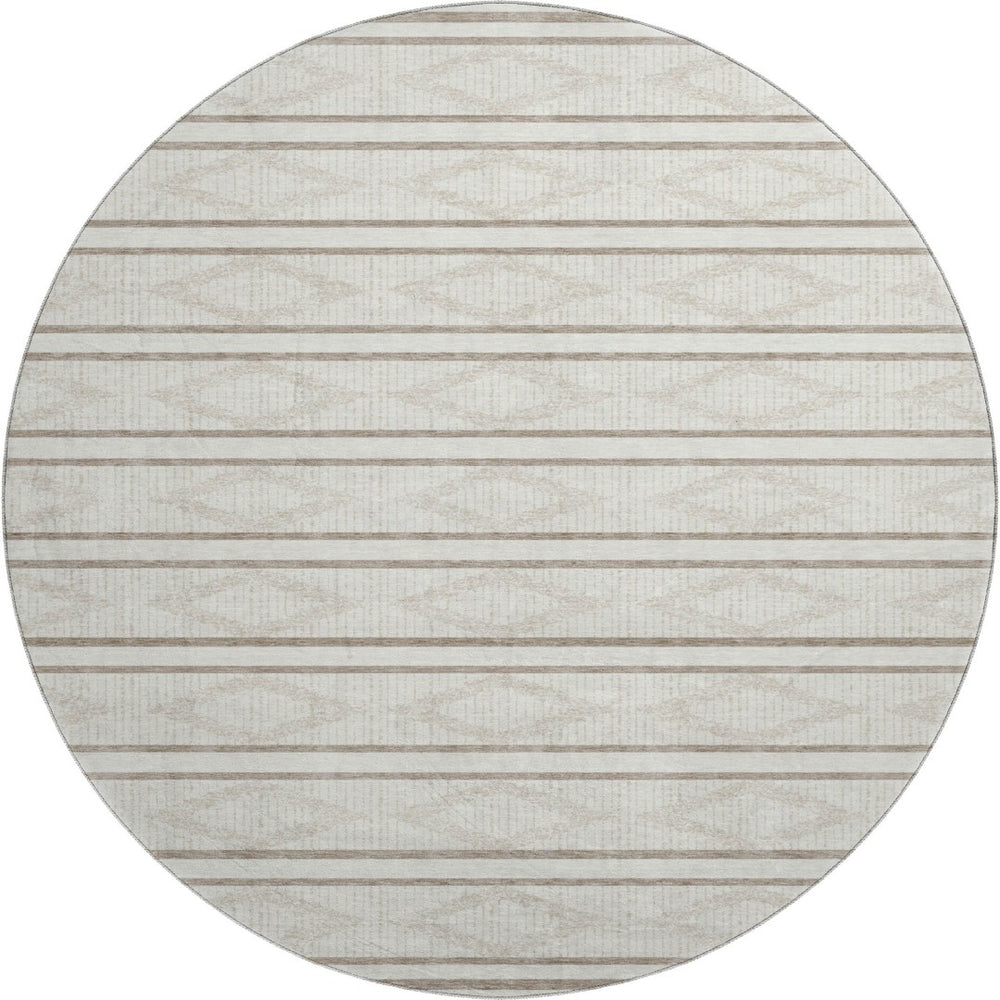 HomeRoots 8' Ivory and Taupe Geometric Round Rug - Washable, UV Protected, Family-Friendly for High-Traffic Spaces 680786