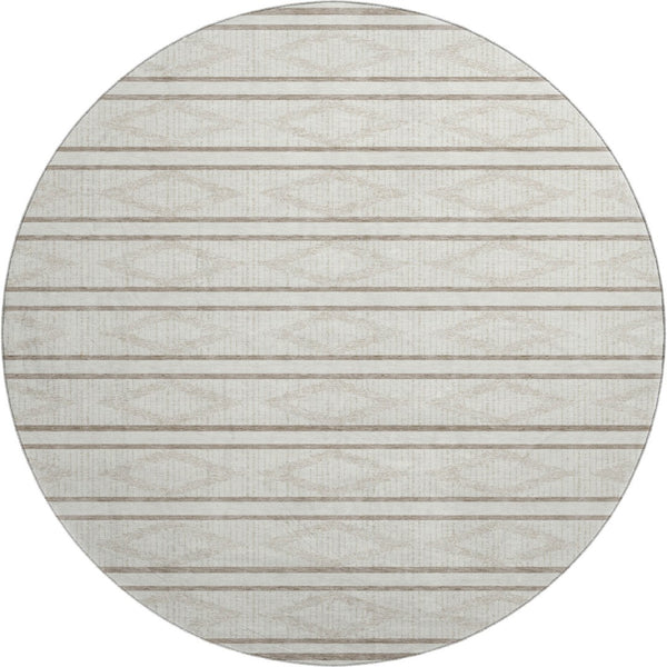 HomeRoots 8' Ivory and Taupe Geometric Round Rug - Washable, UV Protected, Family-Friendly for High-Traffic Spaces 680786