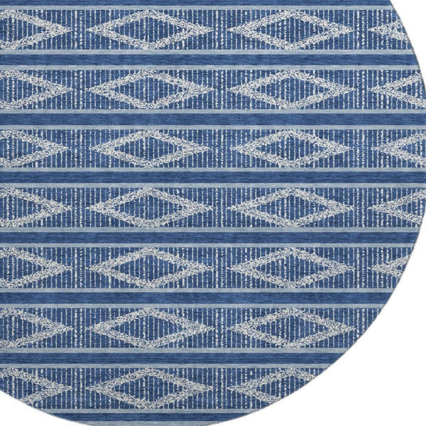 HomeRoots 8' Navy Blue & Ivory Geometric Washable Round Rug – Durable, Stylish, Stain-Resistant with UV Protection! 680792
