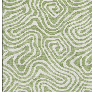 HomeRoots 5' Artichoke Green & Ivory Abstract Area Rug - Washable, UV Protected, Perfect for High-Traffic Rooms 680833
