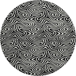 HomeRoots 8' Black And Ivory Abstract Round Rug - Washable, UV-Protected, Stain Resistant for Stylish Durability 680840