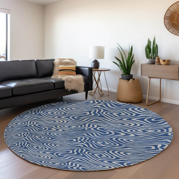 HomeRoots 8' Navy Blue and White Abstract Round Rug - Washable, UV Protected, Stylish for High-Traffic Areas 680972