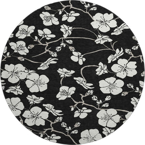 HomeRoots 8' Black and Ivory Floral Round Rug - Durable, Washable with UV Protection for Stylish Living Spaces 681014