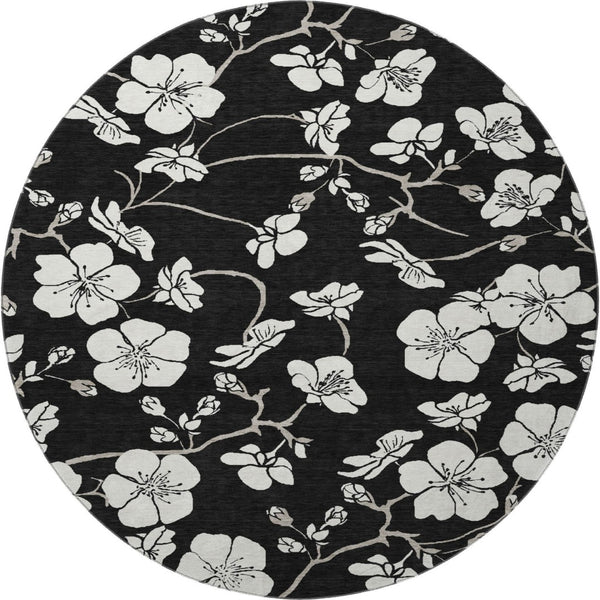 HomeRoots 8' Black and Ivory Floral Round Rug - Durable, Washable with UV Protection for Stylish Living Spaces 681014