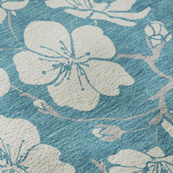 HomeRoots 8' Turquoise & Ivory Floral Washable Round Rug with Durable UV Protection for Everyday Elegance 681080