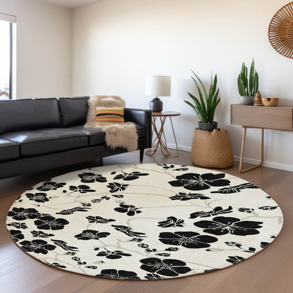 HomeRoots 8' Ivory and Black Floral Washable Round Rug - Durable, Stylish, Stain-Resistant, UV Protected Design 681158