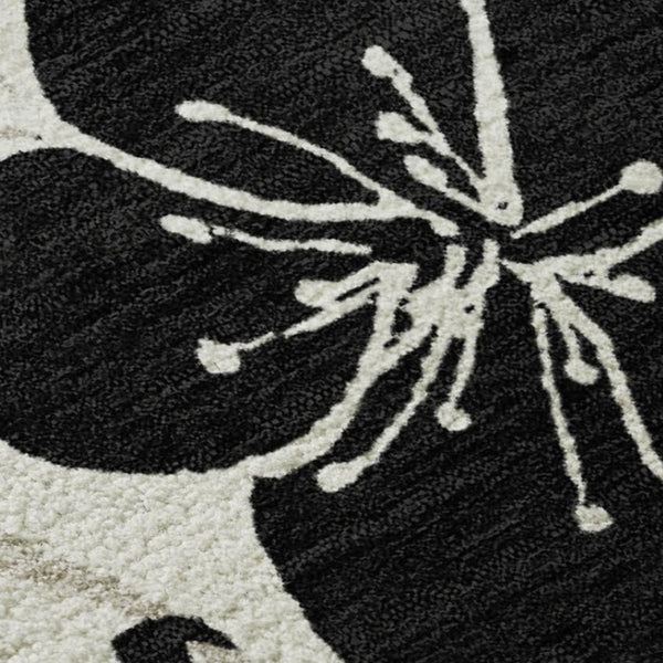 HomeRoots 10' X 14' Ivory Floral Area Rug - Stain-Resistant, Washable, UV Protected & Ideal for Family Spaces 681161