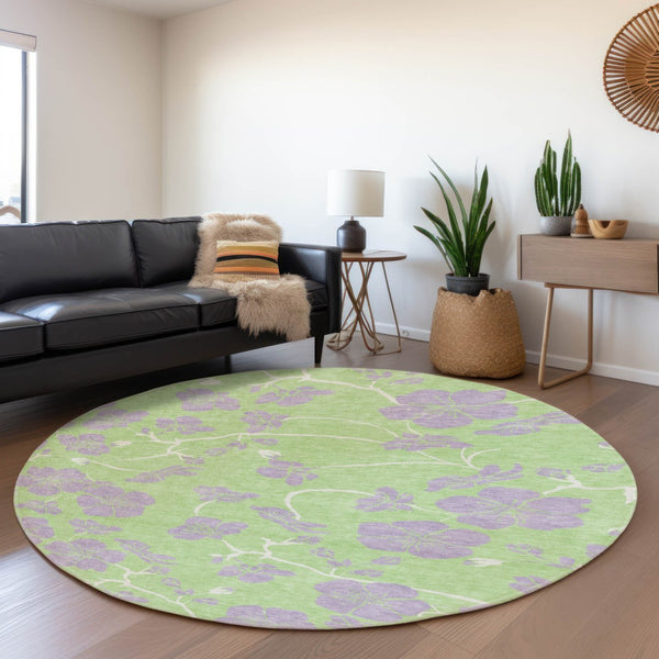 HomeRoots 8' Mint Green Floral Washable Round Rug - Elegant, UV Protected, Stain Resistant for Busy Homes! 681170