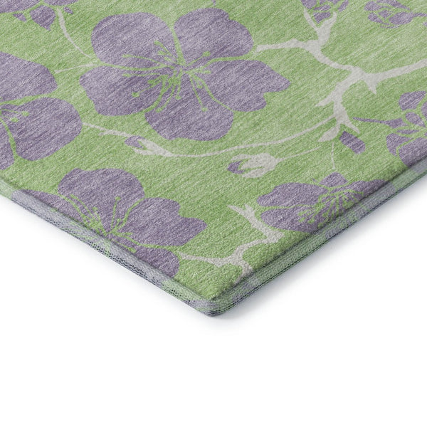 HomeRoots 8' X 10' Elegant Mint Green Floral Area Rug - Washable, UV Protected, Stain Resistant for Homes 681171