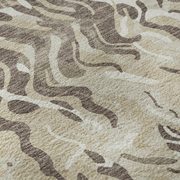 HomeRoots 8' Abstract Washable Round Rug in Beige, Taupe & Ivory - UV Protected, Stain Resistant & Stylish Design 681416