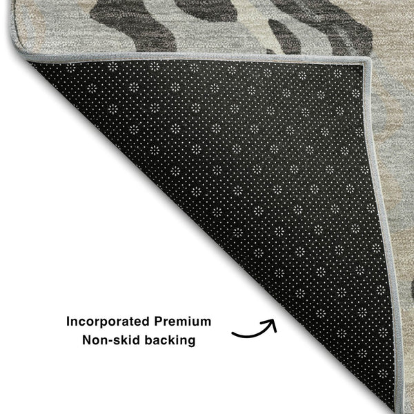 HomeRoots 8' Gray Silver And Ivory Abstract Round Rug - Washable, Durable, UV Protected for High-Traffic Homes 681446