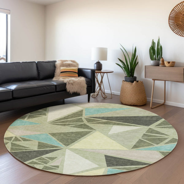 HomeRoots 8' Artichoke Green Round Rug - Washable Geometric Design with UV Protection for High-Traffic Areas 681488