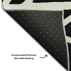 HomeRoots 5' X 8' Black And Ivory Geometric Area Rug - Stylish, Washable, UV-Protected for High-Traffic Spaces 681571