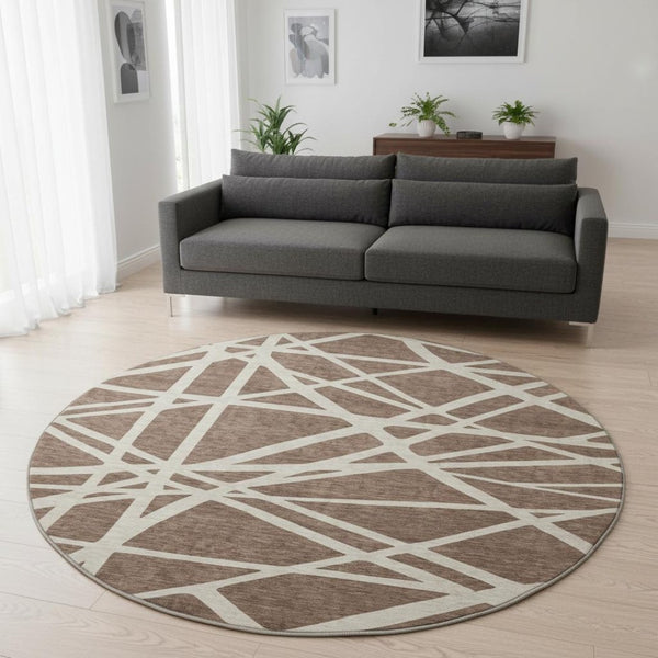 HomeRoots 8' Brown and Ivory Geometric Round Rug – Washable, UV-Protected, Stain-Resistant, Family-Friendly Décor 681578