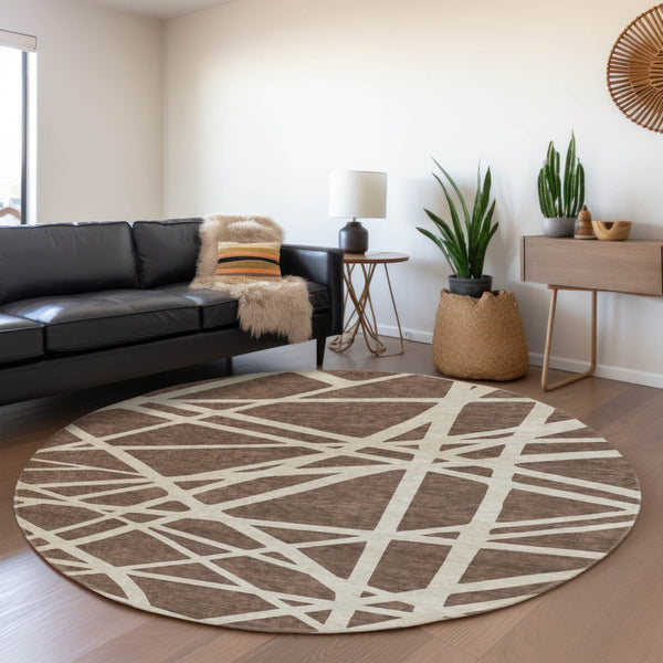 HomeRoots 8' Brown and Ivory Geometric Round Rug – Washable, UV-Protected, Stain-Resistant, Family-Friendly Décor 681578