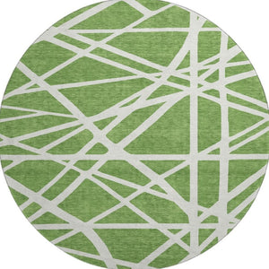 HomeRoots 8' Green and Ivory Geometric Round Rug - Washable, UV Protected, Stain Resistant for Busy Homes 681596