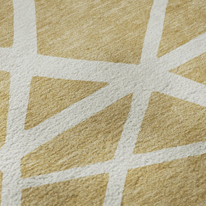 HomeRoots 8' Gold and Ivory Geometric Round Rug - Washable, UV-Protected, Stylish for Modern Living Spaces! 681602