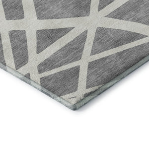 HomeRoots 8' Gray and Ivory Geometric Round Rug - Washable, UV Protected, Stain Resistant for High Traffic Areas 681608
