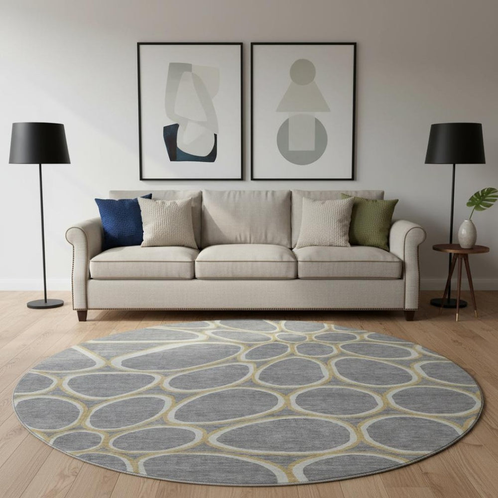 HomeRoots 8' Gray, Ivory & Gold Geometric Washable Round Rug - Durable, UV Protected & Stain Resistant Design 681686