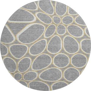 HomeRoots 8' Gray, Ivory & Gold Geometric Washable Round Rug - Durable, UV Protected & Stain Resistant Design 681686