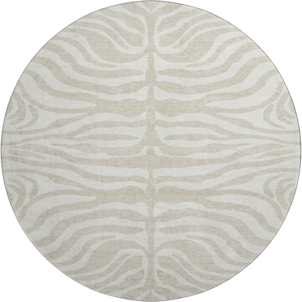 HomeRoots 8' Beige and Ivory Animal Print Round Rug – Washable, UV-Protected, Modern Style for Any Room 681734