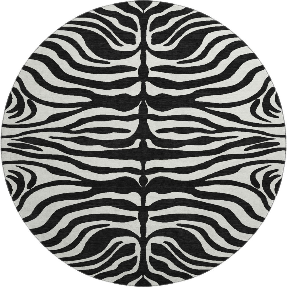 HomeRoots 8' Black And Ivory Animal Print Round Rug – Washable, UV-Protected, Stylish & Pet-Friendly Design! 681740