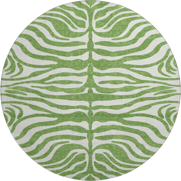 HomeRoots 8' Green And Ivory Animal Print Round Rug – Washable, UV Protected, Durable, Family-Friendly Design 681758