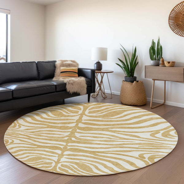HomeRoots 8' Gold and Ivory Animal Print Washable Round Rug - Stylish, Durable, Stain-Resistant with UV Protection 681764