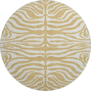 HomeRoots 8' Gold and Ivory Animal Print Washable Round Rug - Stylish, Durable, Stain-Resistant with UV Protection 681764
