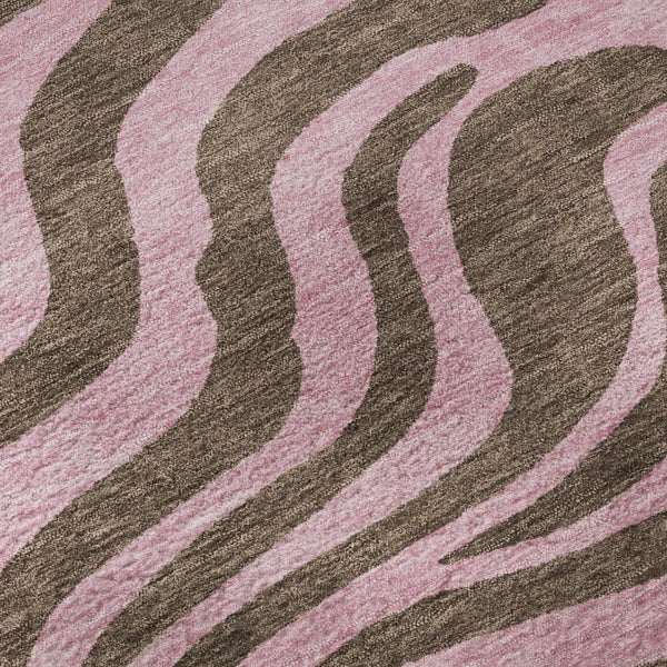 HomeRoots 8' Brown and Pink Animal Print Washable Round Rug with UV Protection – Stylish, Durable & Easy Care! 681818