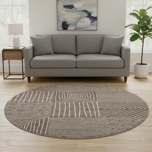 HomeRoots 8' Brown and Beige Geometric Washable Round Rug - Durable, Stain-Resistant, UV-Protected Comfort 681878