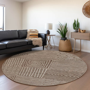 HomeRoots 8' Brown and Beige Geometric Washable Round Rug - Durable, Stain-Resistant, UV-Protected Comfort 681878