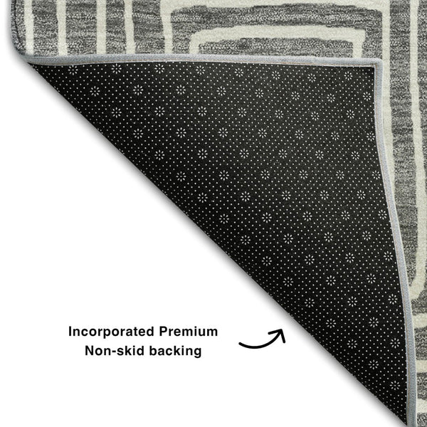 HomeRoots 8' Charcoal and Ivory Geometric Washable Round Rug – Durable, Stylish, and UV-Protected for Every Space! 681884